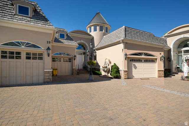 2726 E Wasatch Dr #19
                     MLS #2167708