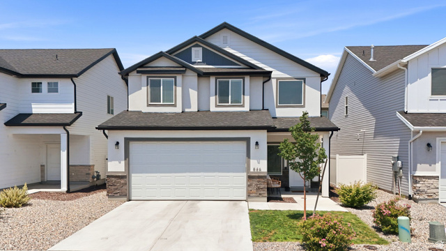846 W Wellington Ave
                     MLS #2167716