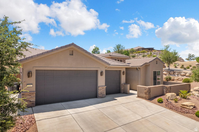 1587 W Whitestone Dr
                     MLS #2167773