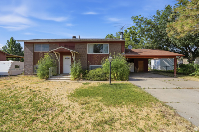 572 W 1680 N
                     MLS #2167807