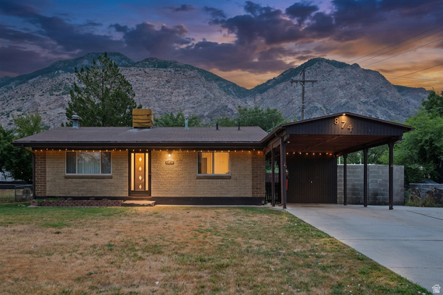874 N Liberty Ave
                     MLS #2167885