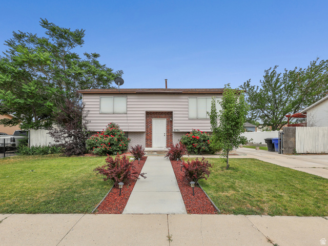 8129 W Armoridge Ln
                     MLS #2167935