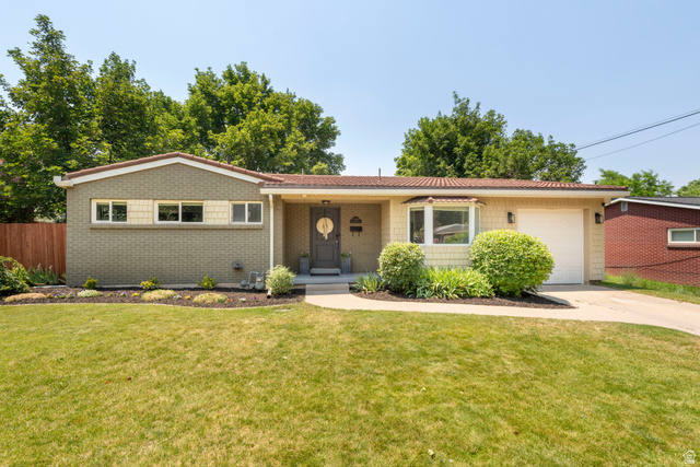 3340 S Santa Rosa Dr
                     MLS #2167952