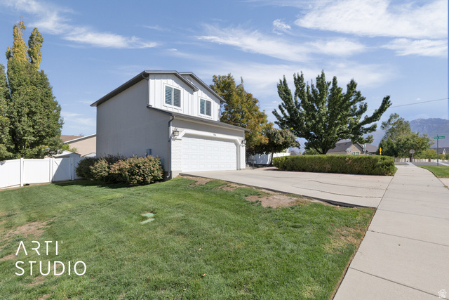 704 W Vahe St
                     MLS #2168060