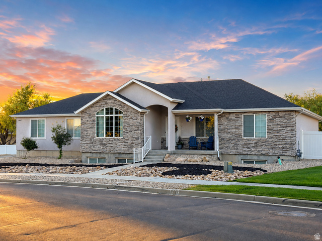 14087 S Lightening Peak Dr
                     MLS #2168073