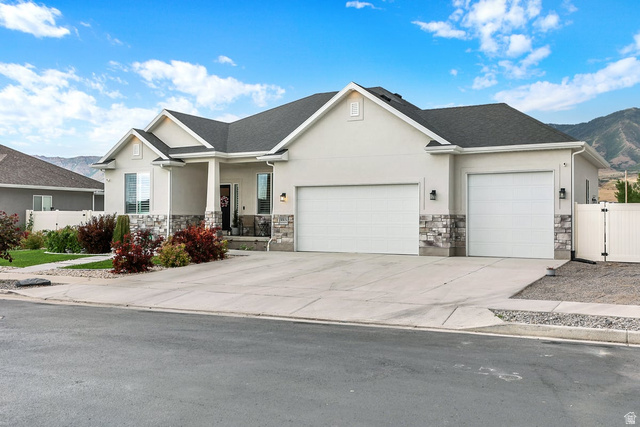 5050 N Cambridge Way
                     MLS #2168083
