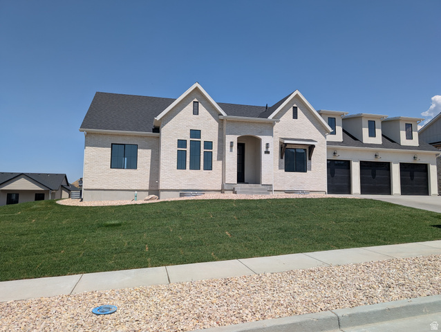 1125 E Center St
                     MLS #2168157