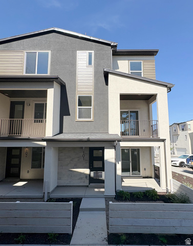 923 W Coalburn Way 101/65