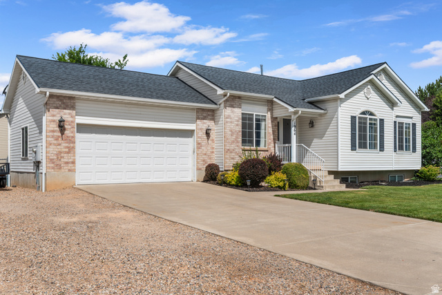1964 S Dahl Ln
                     MLS #2168505