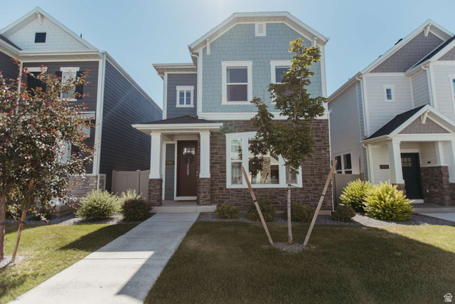 9763 N Ashgrove Ln
                     MLS #2168638