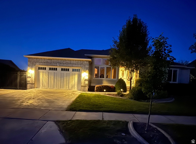 6142 N Schooner Ln
                     MLS #2168698