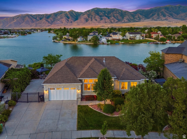 6142 N Schooner Ln
                     MLS #2168698