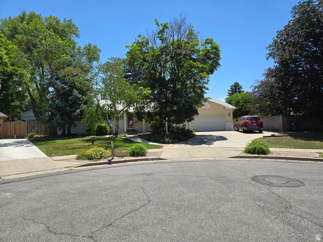 1700 E CALANN DR, Cottonwood Heights UT 84121