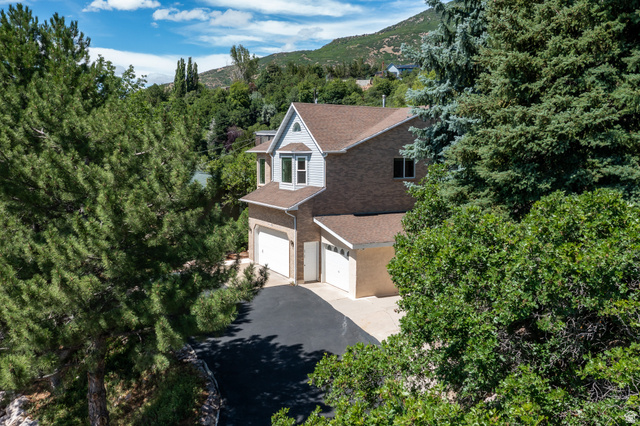6368  Bybee
                     MLS #2168748