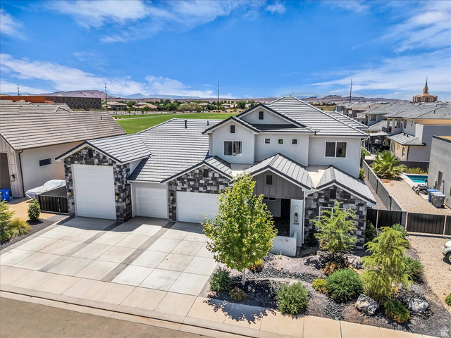 449 W Johann Cir
                     MLS #2168804