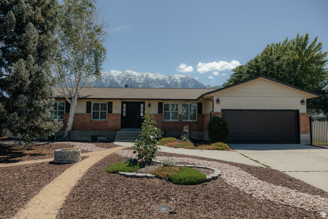 31 S 860 E
                     MLS #2168820