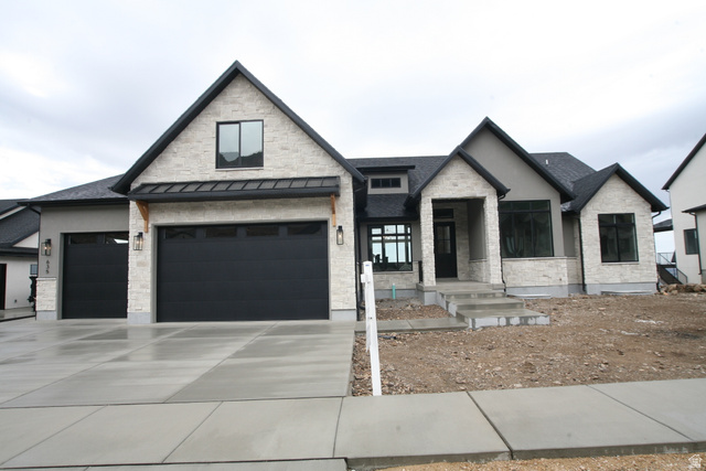 635 E Mountain Rd
                     MLS #2169067