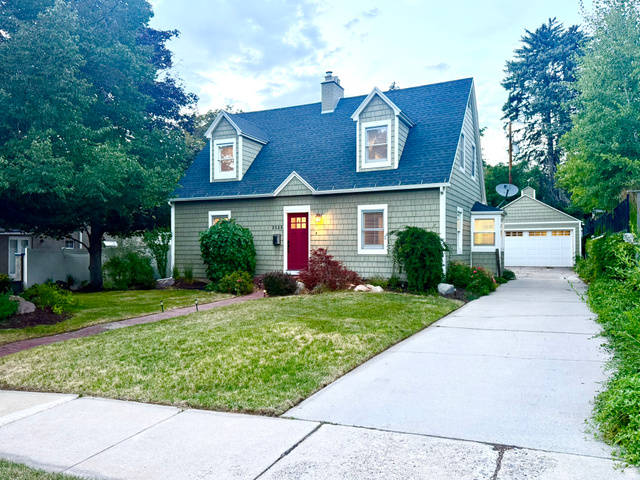 2123 E Hubbard Ave
                     MLS #2169212