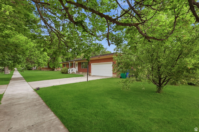 195 E Main St
                     MLS #2169258