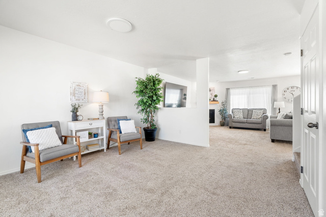 181 W Caracara St
                     MLS #2169261