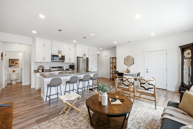 3355  Santa Fe Rd
                     MLS #2169276