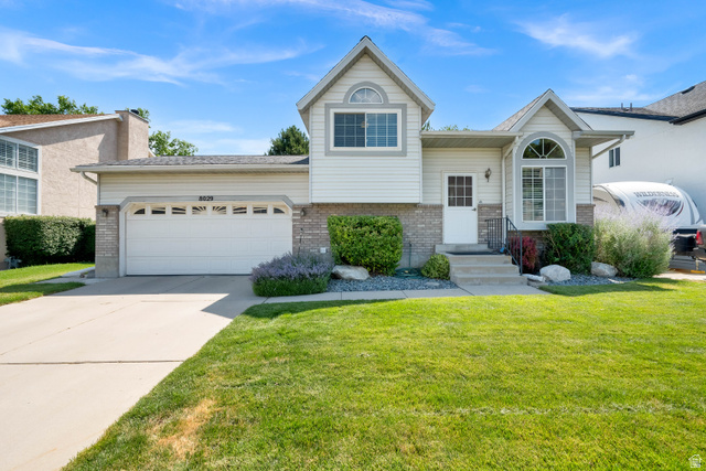 8029 S Angel St
                     MLS #2169298