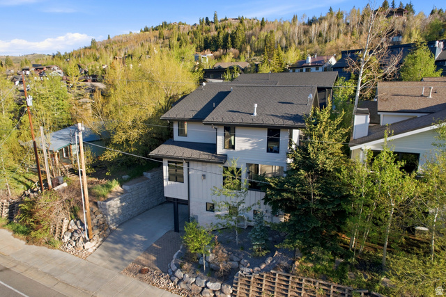 Main photo for 552  Deer Valley Dr