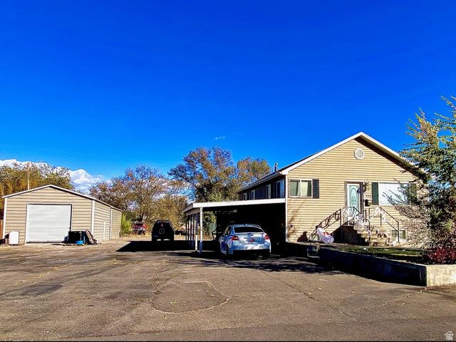235 S 100 E, Vernal UT 84078