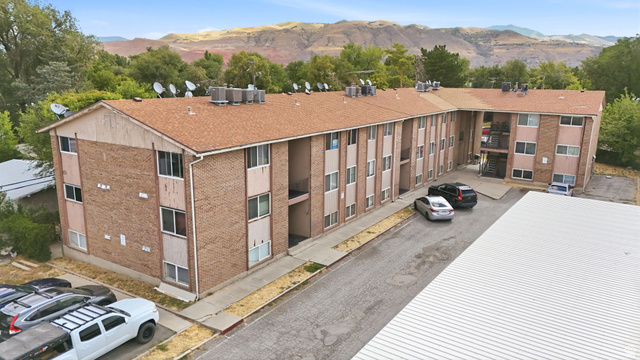768 N REDWOOD RD #14, Salt Lake City UT 84116