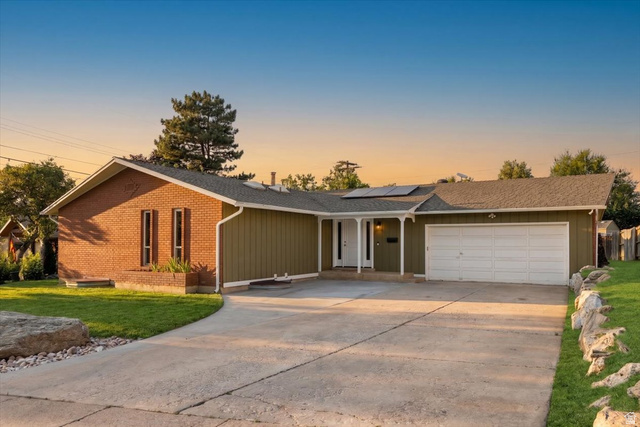 1093  Cambridge Rd
                     MLS #2169562