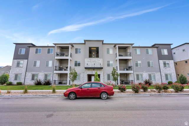 1386 N 3830 W #q301
                     MLS #2169569