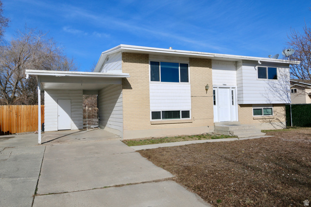 7456 S 2920 W, West Jordan UT 84084