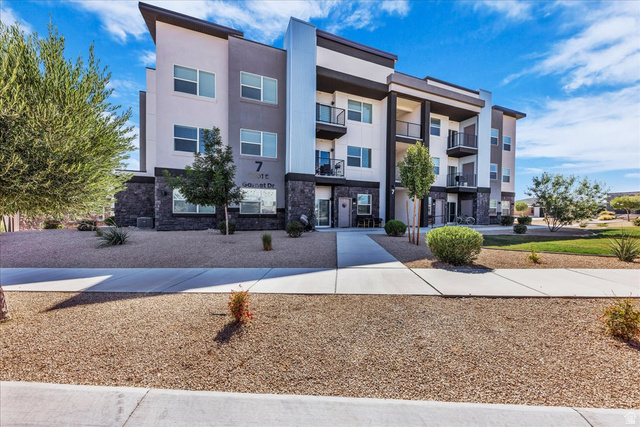 5801 S GARNET DR #7201, St. George UT 84790