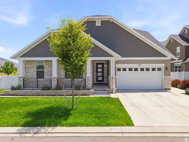 877 S Yarrow Dr
                     MLS #2169692