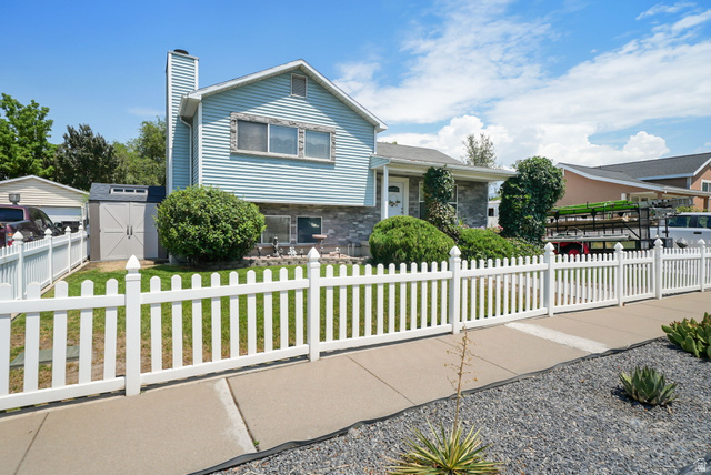 1326 W Hayes Ave
                     MLS #2169697