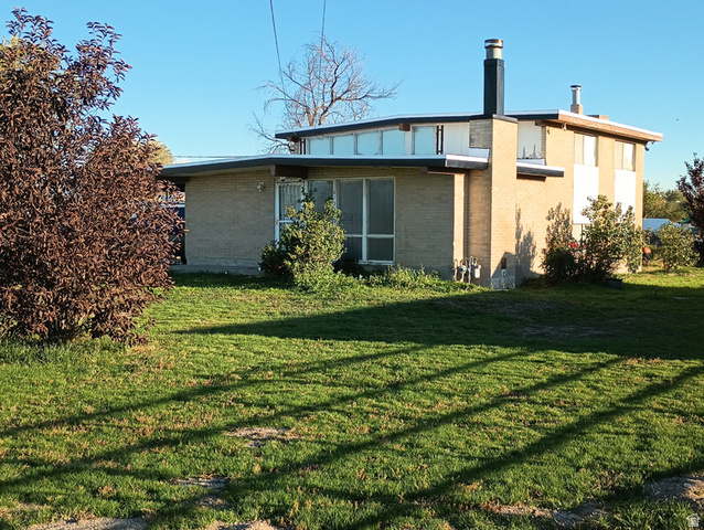 6151 W PARKWAY BLVD, West Valley City UT 84128