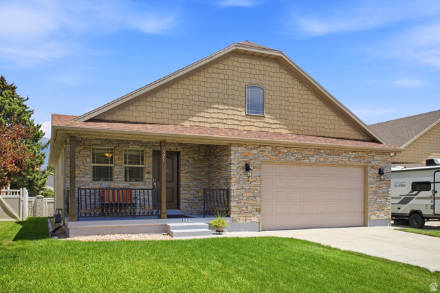 521 S 360 E
                     MLS #2169839