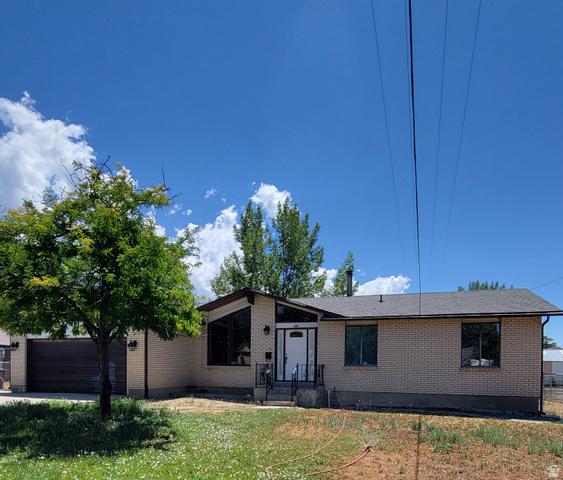 152 E 300 S
                     MLS #2170184