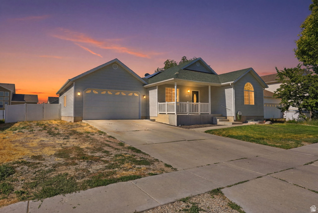1836 E Canary Way
                     MLS #2170297