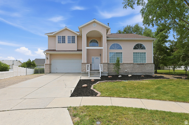 8784 S PEBBLECREEK RD, West Jordan UT 84081