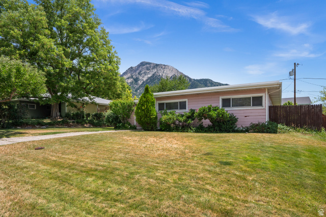 3376 E BIRCH CIR, Salt Lake City UT 84124