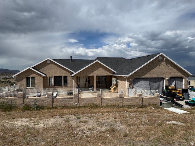 7586 W Mountain Top Rd
                     MLS #2170455