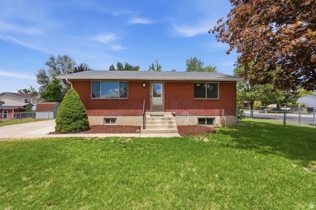 2866 W 1700 N
                     MLS #2170503