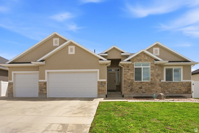 541 W 1960 N
                     MLS #2170507