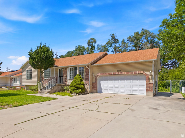 8416 S 300 E, Sandy UT 84070