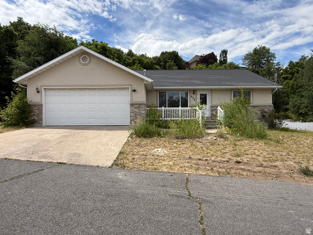 838 E Mountain Rd
                     MLS #2170524
