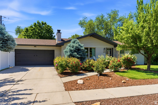 960 E Sagehill Dr
                     MLS #2170555