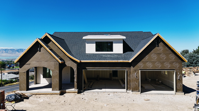 180 S 950 E
                     MLS #2170664