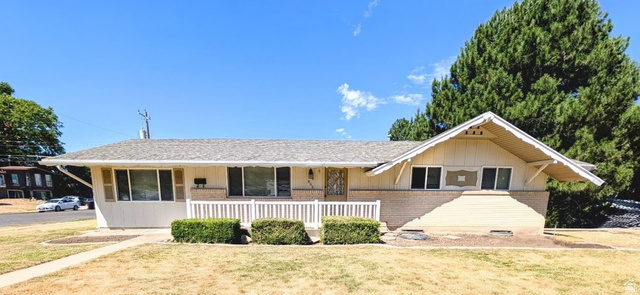 Main photo for 895 N Stoneybrook Rd