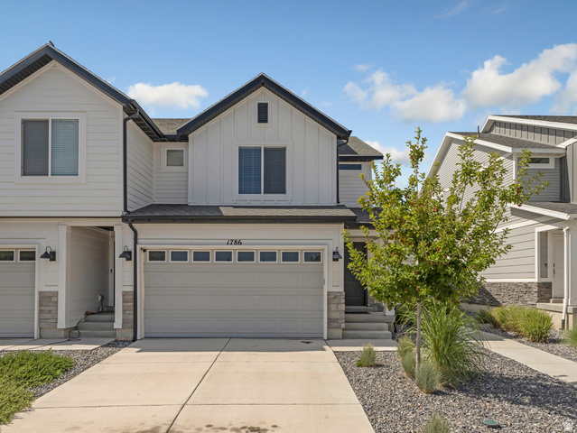 1786 E Eagle View Ln
                     MLS #2170730